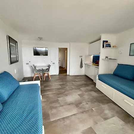 Les Restanques Vue Capucines 1057 *